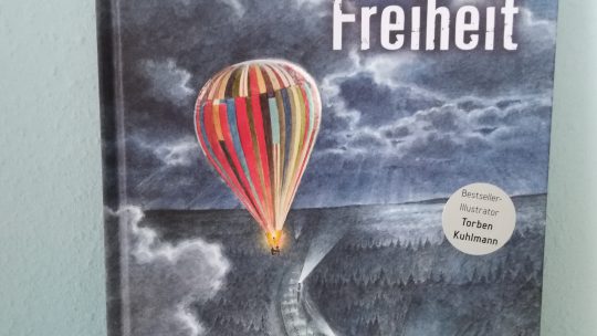Kinderbücher über das Leben in der DDR: „Mit dem Ballon in die Freiheit“