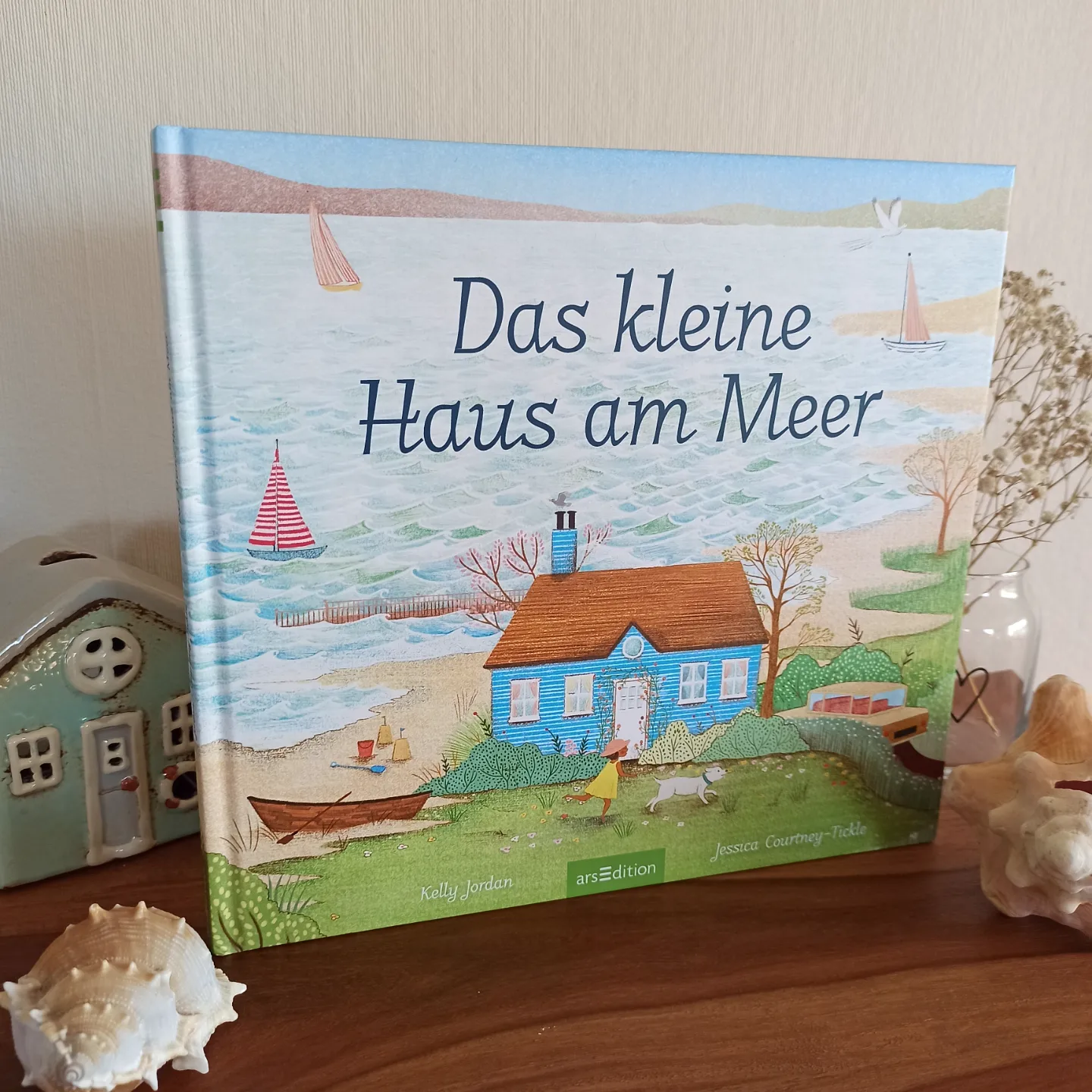 Stadt Am Weißen Meer 3 Buchstaben Ein wunderschönes Bilderbuch: "Das kleine Haus am Meer" - Buchkinderblog