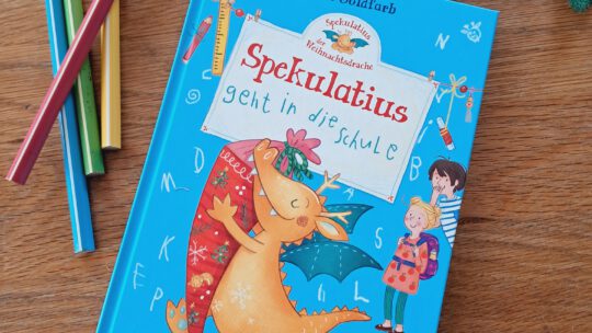 Ein Erstlesebuch: „Spekulatius geht in die Schule“