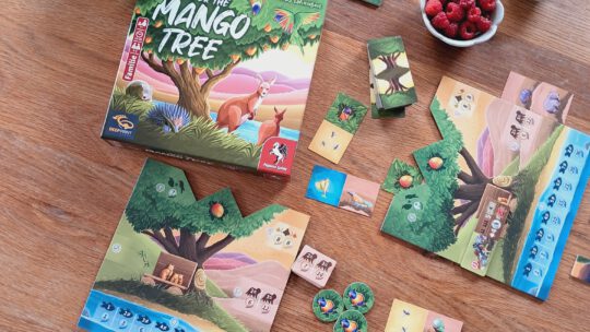 Ein Gesellschaftsspiel: „Under the mango tree