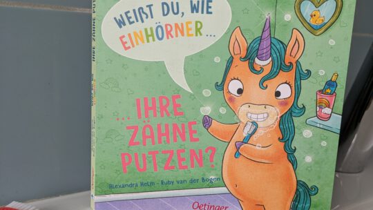 „Weißt du, wie Einhörner ihre Zähne putzen?“