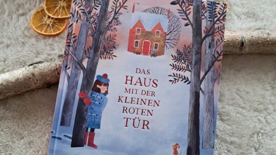 „Das Haus mit der kleinen roten Tür“
